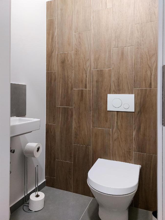 Linden Apartman 107 Glamour (Adults Only) Mosonmagyaróvár 외부 사진