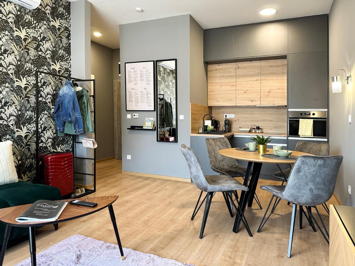 Linden Apartman 107 Glamour (Adults Only) Mosonmagyaróvár 외부 사진