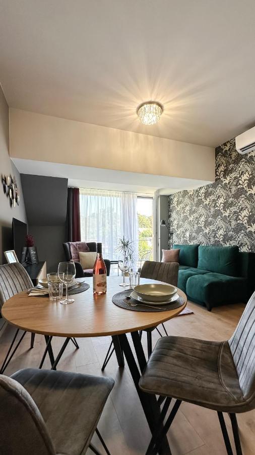 Linden Apartman 107 Glamour (Adults Only) Mosonmagyaróvár 외부 사진
